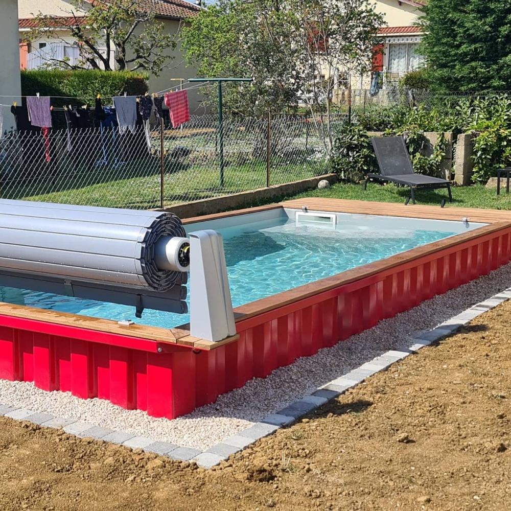 Installation de piscine container